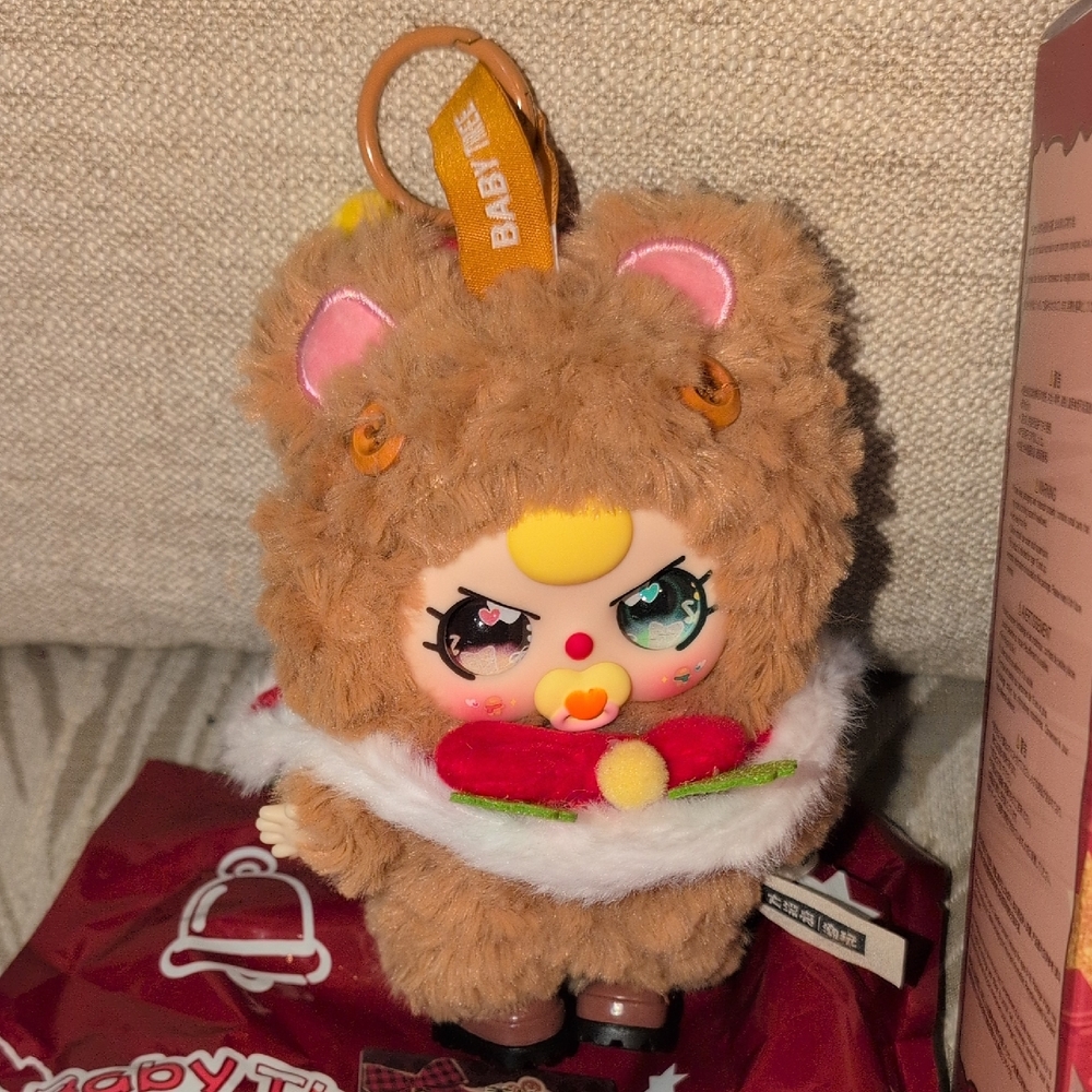 Baby Three Limited Christmas Edition - Ginger Guard - Confirmed